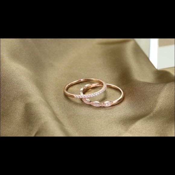 18k Diamond Rose Gold Band Set - Picture 3 of 11
